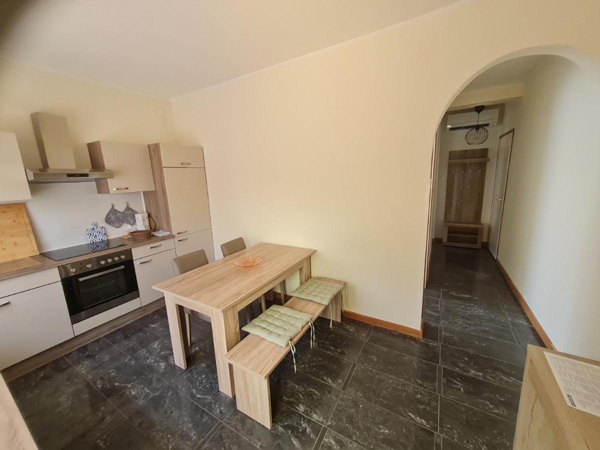 Apartments Bianca Lovrečica Eksteriør bilde